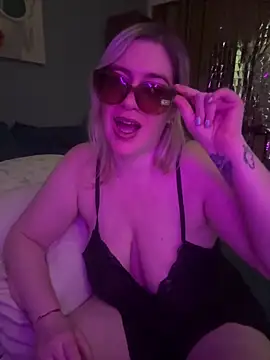 Granlady7 online show from 02/15/26, 05:19