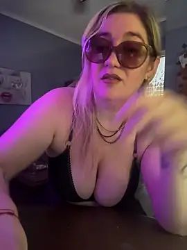 Granlady7 online show from 02/10/26, 06:51