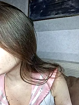 Olivia OliV online show from 11/10/25, 12:48