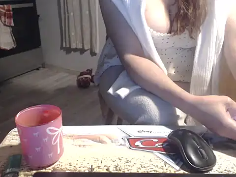 nefesimol online show from 10/13/25, 08:10