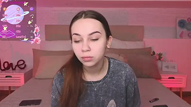 Snapshot of bubblegum1_ chatting on 12/17/25, 07:46 bubblegum1 online show from 12/17/25, 07:46