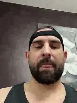 Snapshot of Shots_of_sperm chatting on 11/11/25, 01:06 Shots of sperm online show from 11/11/25, 01:06