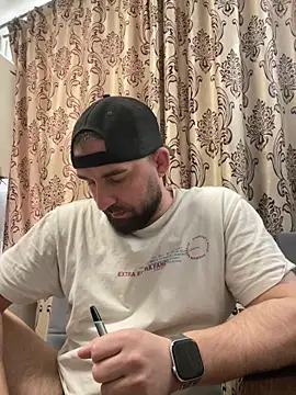 Snapshot of Shots_of_sperm chatting on 11/06/25, 09:46 Shots of sperm online show from 11/06/25, 09:46