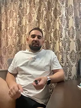 Snapshot of Shots_of_sperm chatting on 09/15/25, 10:26 Shots of sperm online show from 09/15/25, 10:26