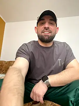 Snapshot of Shots_of_sperm chatting on 10/25/25, 11:42 Shots of sperm online show from 10/25/25, 11:42