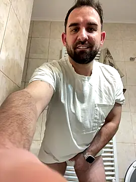 Snapshot of Shots_of_sperm chatting on 10/14/25, 12:00 Shots of sperm online show from 10/14/25, 12:00