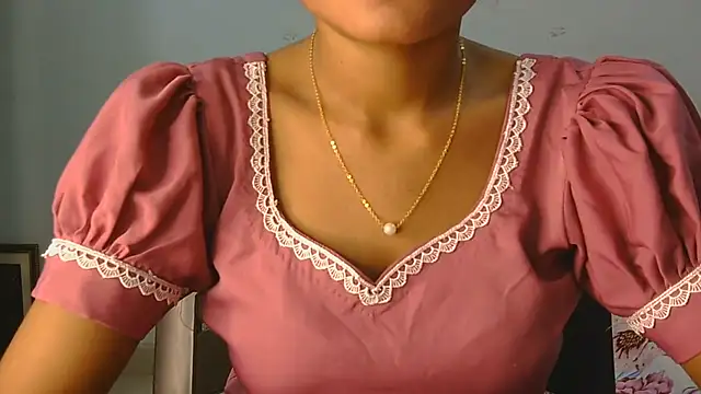 Snapshot of Aarti_misty71 chatting on 07/04/26, 05:03 Aarti misty71 online show from 07/04/26, 05:03