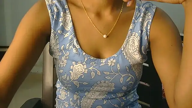 Snapshot of Aarti_misty71 chatting on 07/11/26, 05:52 Aarti misty71 online show from 07/11/26, 05:52