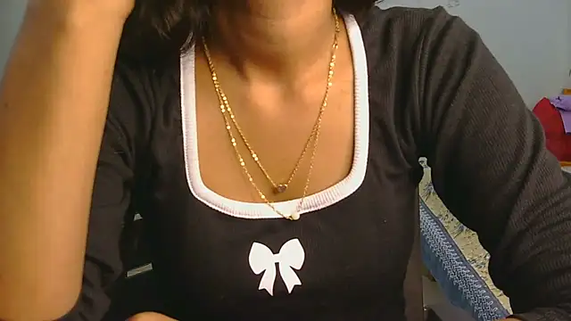 Aarti misty71 online show from 04/15/26, 05:24