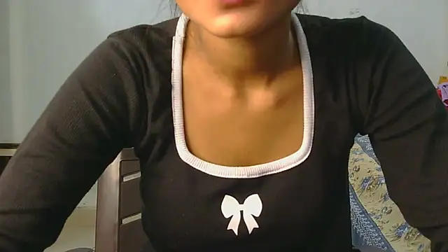 Aarti misty71 online show from 04/23/26, 05:36