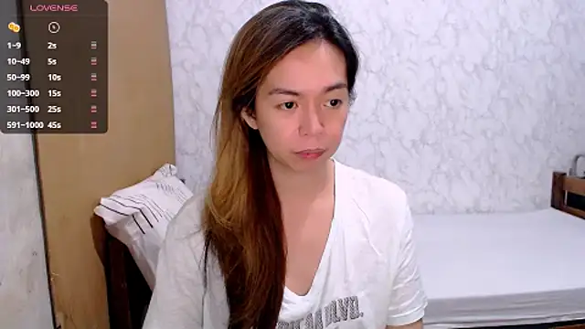 Snapshot of B0rn2Porn chatting on 10/22/25, 04:17 B0rn2Porn online show from 10/22/25, 04:17
