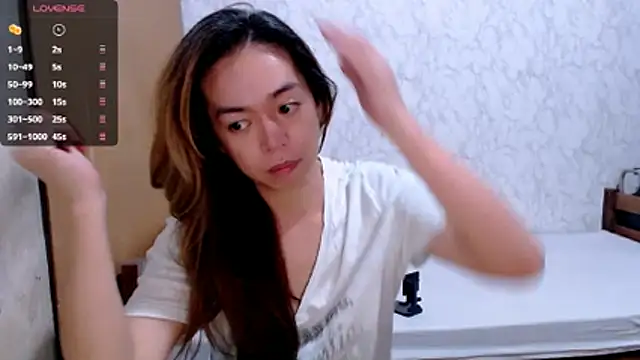 B0rn2Porn online show from 10/23/25, 08:57