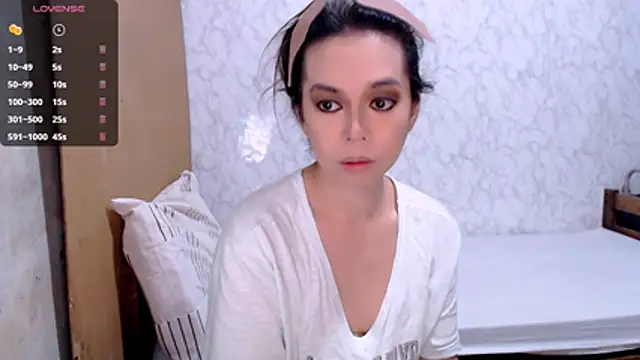 B0rn2Porn online show from 10/23/25, 09:24