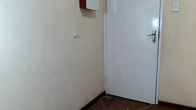 HugeTitisxx online show from 02/17/26, 05:54