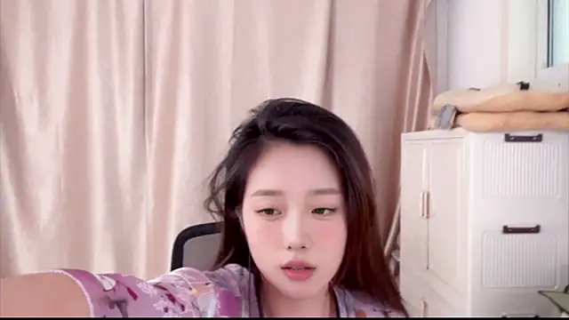 yiyi5588 online show from 03/08/26, 02:04