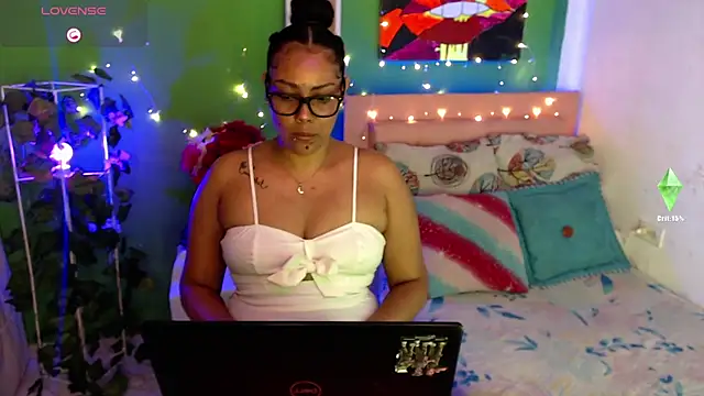 katherinnyazz online show from 10/30/25, 07:39