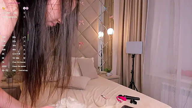 Nelly Kimm online show from 03/30/26, 01:07