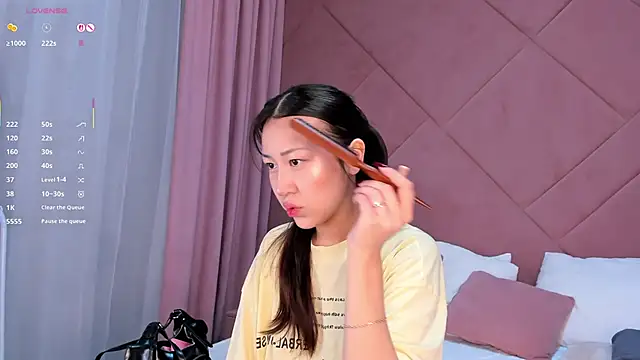 Nelly Kimm online show from 01/08/26, 01:11