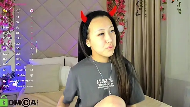 Nelly Kimm online show from 12/02/25, 12:44