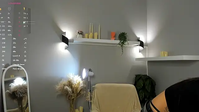 Nelly Kimm online show from 07/12/26, 01:06