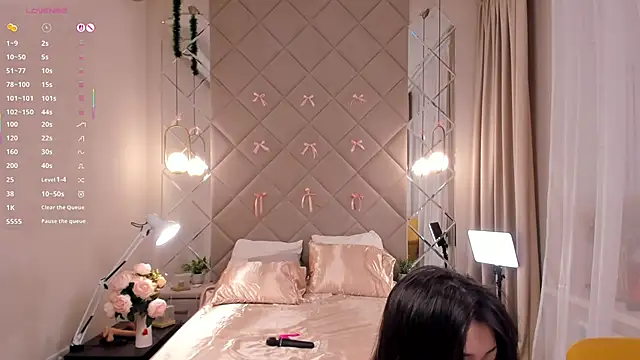 Nelly Kimm online show from 03/16/26, 01:13