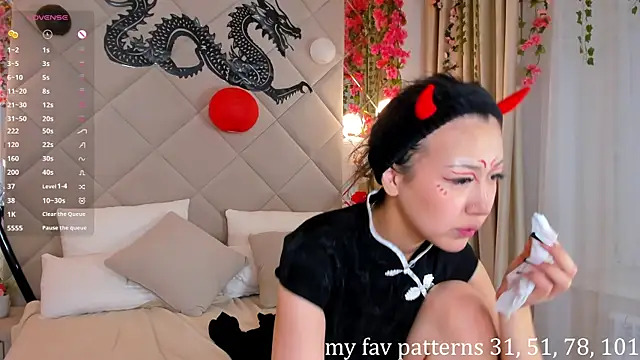 Nelly Kimm online show from 11/20/25, 12:55