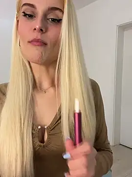 SelenaDaze online show from 03/26/26, 05:06