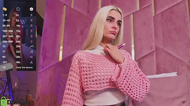 SelenaDaze online show from 11/13/25, 05:11