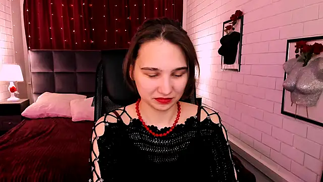 TessaMill online show from 11/10/25, 09:14