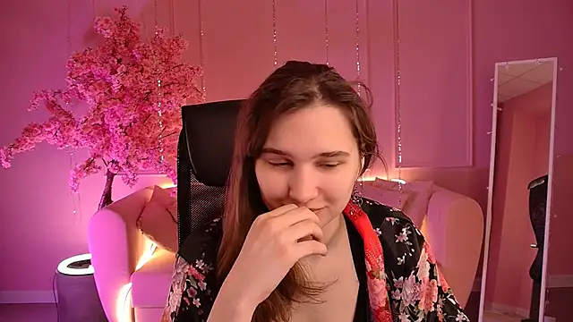 TessaMill online show from 03/03/26, 09:27