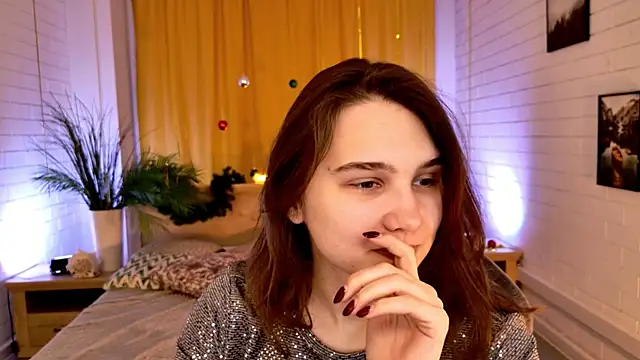 TessaMill online show from 12/22/25, 05:51