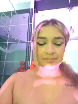 NicoleDiior online show from 06/02/26, 03:45
