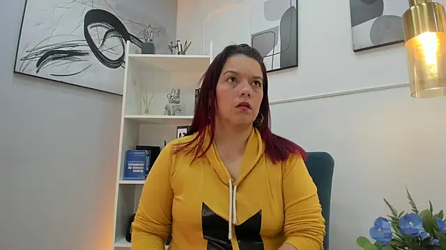 Snapshot of VeronicaBlake chatting on 05/25/26, 01:21 VeronicaBlake online show from 05/25/26, 01:21
