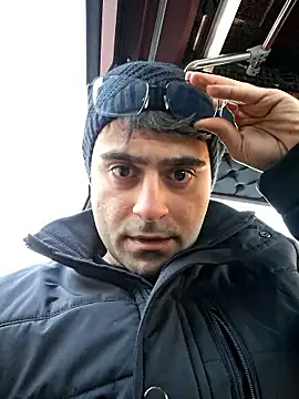 Obstacless online show from 01/13/26, 05:55