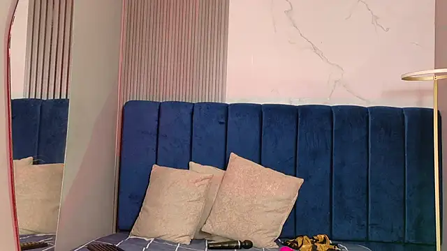 kiaratentation online show from 04/13/26, 07:18