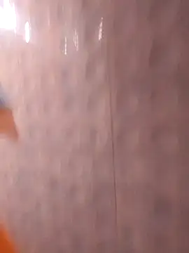 Dassing strip couple online show from 04/06/26, 08:32