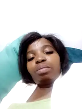 ShySexyBaddiexx online show from 11/26/25, 10:32