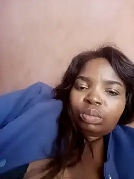 ShySexyBaddiexx online show from 12/20/25, 06:49