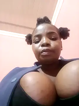 ShySexyBaddiexx online show from 02/18/26, 11:34
