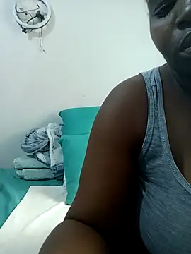 ShySexyBaddiexx online show from 11/13/25, 09:35