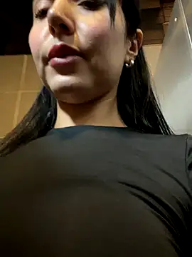 oh nina online show from 11/14/25, 10:13