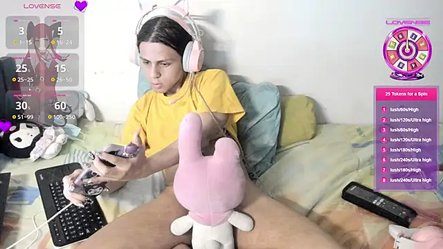 Petite-Goth online show from 02/18/26, 02:09