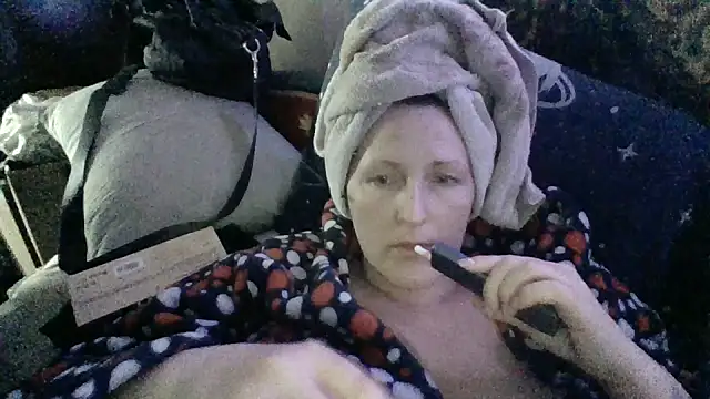 AllaSowinskaya online show from 04/08/26, 07:54