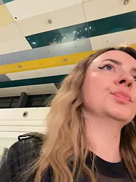 LovelyAria  online show from 03/12/26, 06:56