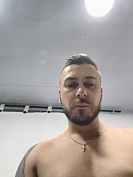 Snapshot of deibyzapata chatting on 06/23/26, 03:04 deibyzapata online show from 06/23/26, 03:04