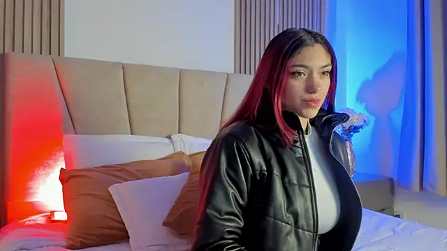 Victoria Beaumont online show from 11/18/25, 11:35