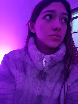 Victoria Beaumont online show from 04/02/26, 11:50