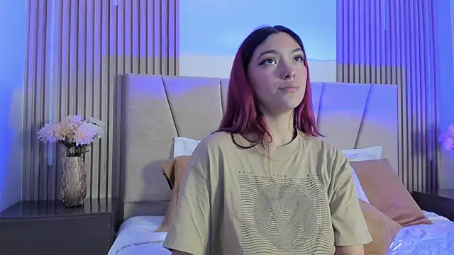 Victoria Beaumont online show from 12/02/25, 11:56