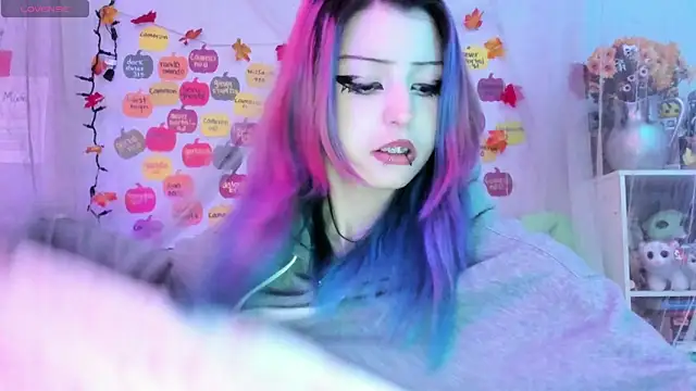 Snapshot of bunnyislewd chatting on 11/26/25, 05:18 bunnyislewd online show from 11/26/25, 05:18