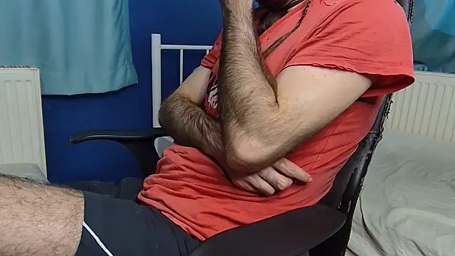 Snapshot of flydirty chatting on 11/14/25, 06:28 flydirty online show from 11/14/25, 06:28